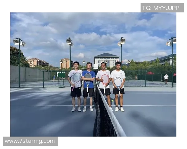 西安网球队团队协作的独特优势与其他球队的对比分析 西安网球队团队协作的独特优势与其他球队的对比分析