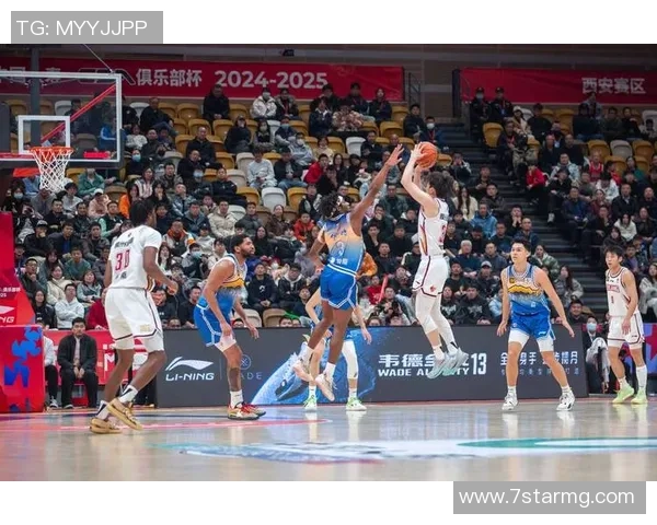 赛后分析:上海篮球队与西安篮球队在灵活性上的较量与启示 赛后分析:上海篮球队与西安篮球队在灵活性上的较量与启示