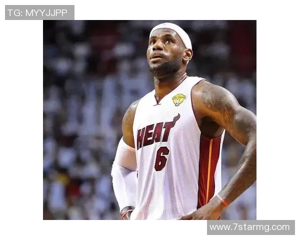 詹姆斯足球明星队的荣耀之路与未来展望探讨 詹姆斯足球明星队的荣耀之路与未来展望探讨