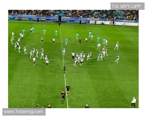 足球明星2游戏名称带你体验真实赛场激情与策略的完美结合 足球明星2游戏名称带你体验真实赛场激情与策略的完美结合