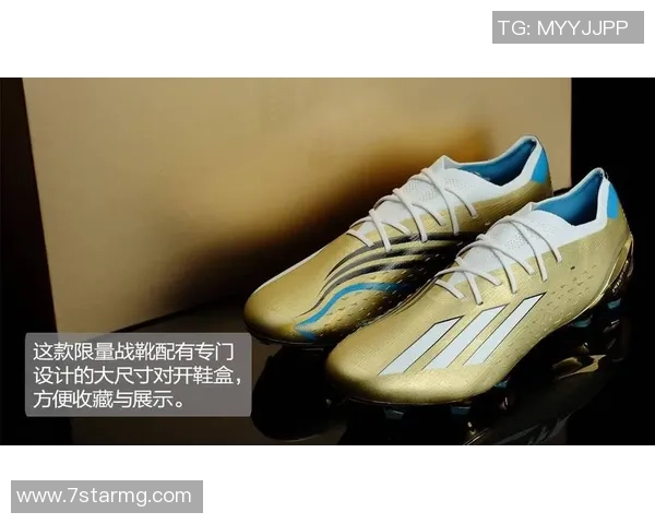 足球明星涂鸦鞋的创意设计与时尚潮流完美结合的精彩展示 足球明星涂鸦鞋的创意设计与时尚潮流完美结合的精彩展示