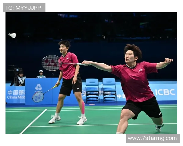 重庆羽毛球队荣登全国羽毛球耐力排行榜第三名展现强大实力 重庆羽毛球队荣登全国羽毛球耐力排行榜第三名展现强大实力